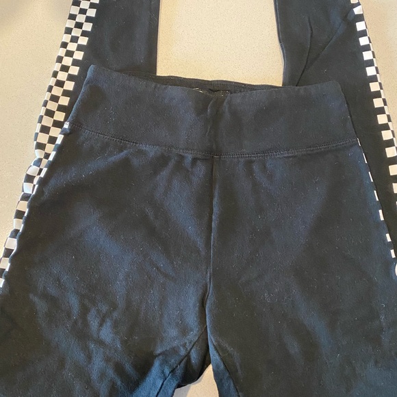 Black Hollister leggings- buy 3+ items get 15% off - Picture 2 of 5